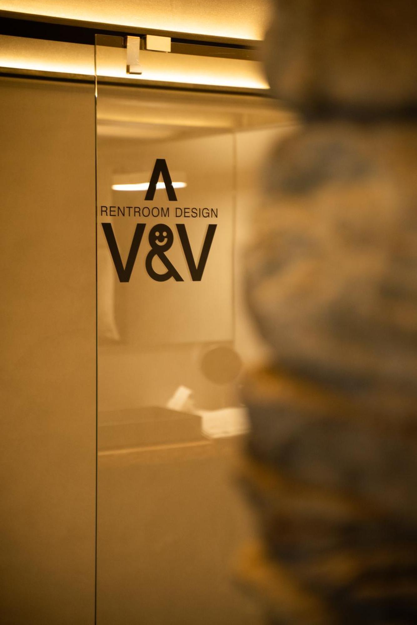 V&V Rentroom Design Gignod Rom bilde